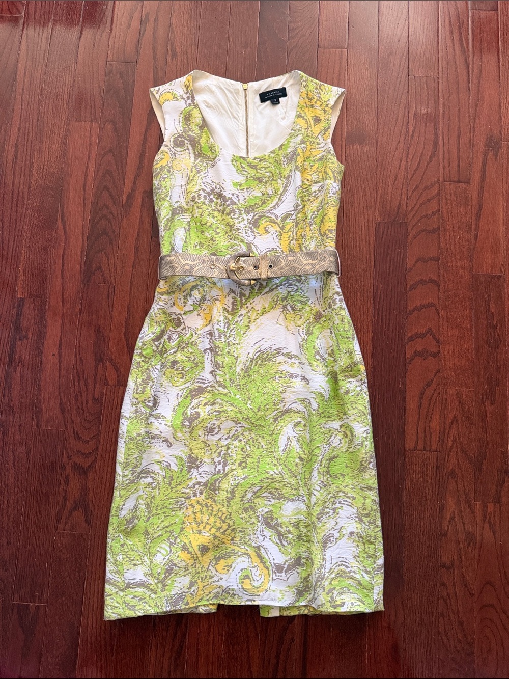 Textured Green Swirl Midi Dress with Neutral Belt